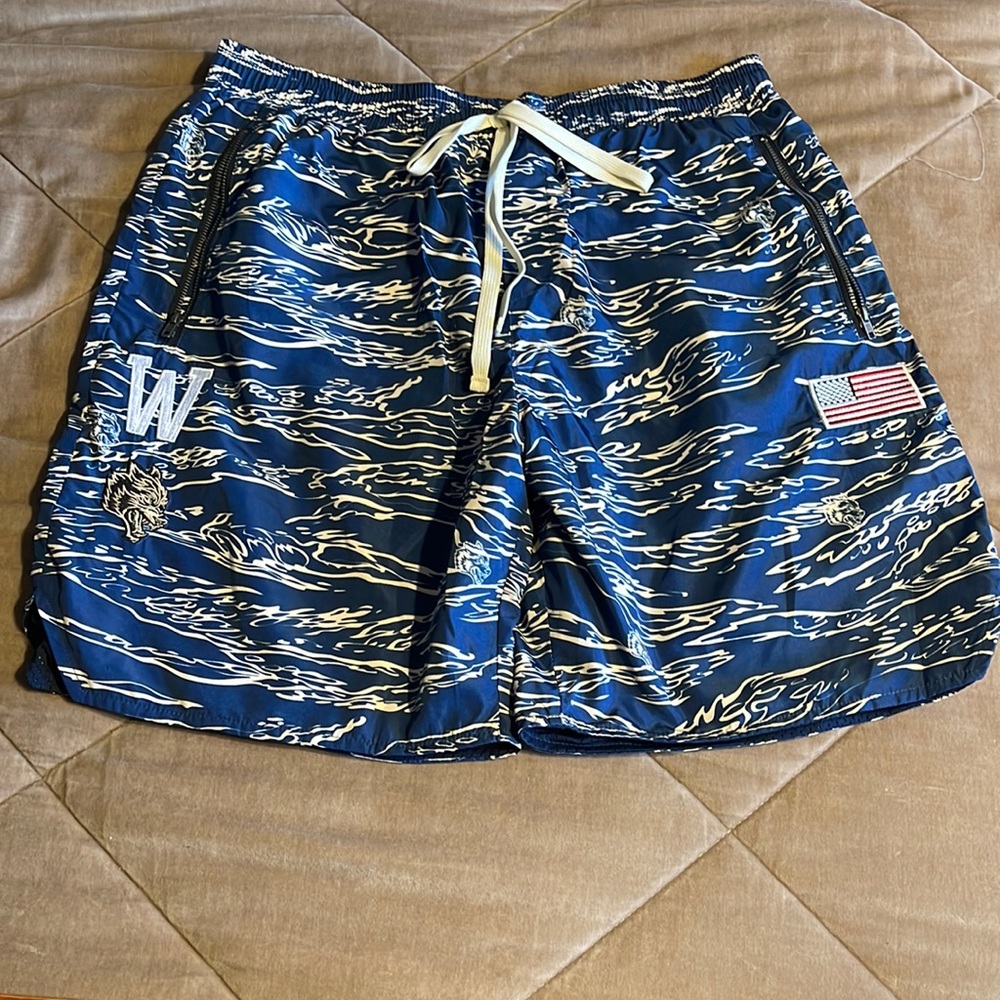 Never worn before darc sport board shorts